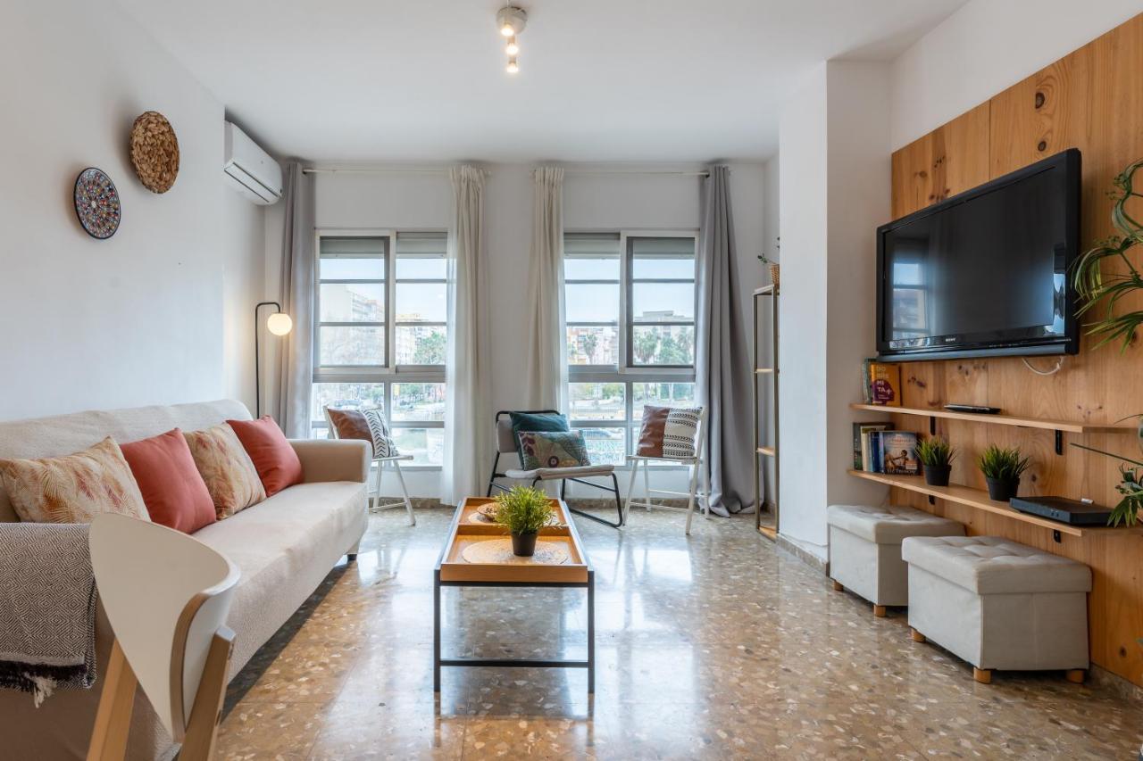 Claveles Apartment By Bossh! Apartments مالقة المظهر الخارجي الصورة