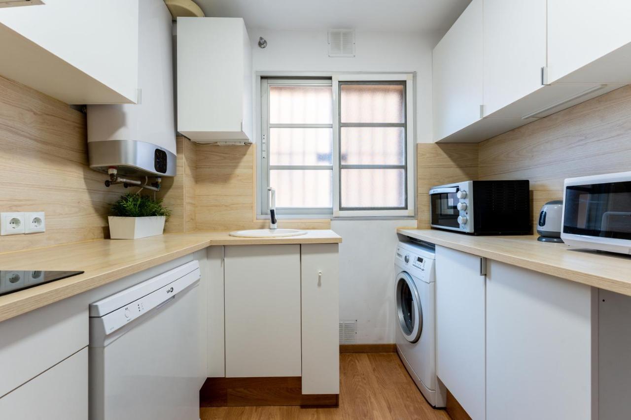 Claveles Apartment By Bossh! Apartments مالقة المظهر الخارجي الصورة